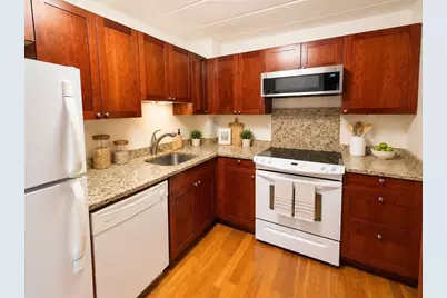 345 Harvard St #3B, Cambridge, MA 02138 - Photo 6
