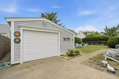 163 Beach Ave, Hull, MA 02045 - Photo 32