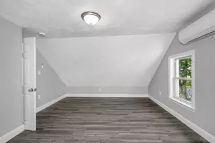 50-52 Willow St, Lowell, MA 01852 - Photo 8