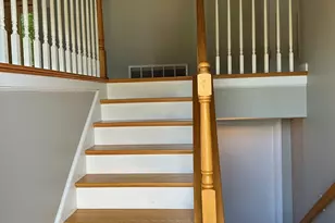 59 Bennett St, Hudson, MA 01749 - Photo 6