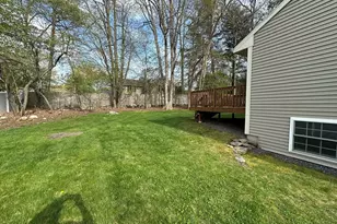 59 Bennett St, Hudson, MA 01749 - Photo 4