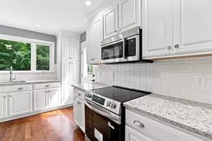 16 Warfield St, Hopedale, MA 01747 - Photo 10