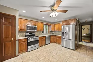 195 Colonial Dr, Somerset, MA 02726 - Photo 28