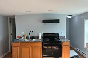 51 Pleasant St, Ware, MA 01082 - Photo 4