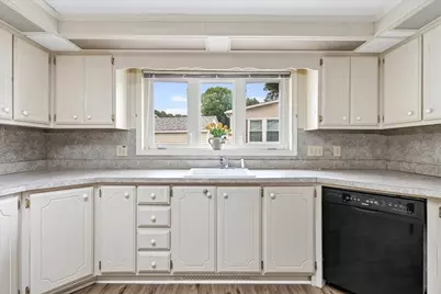 60 Leisurewoods Drive, Rockland, MA 02370 - Photo 4