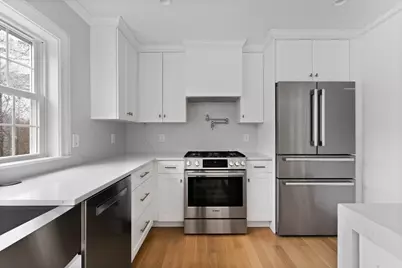 45 Lakeview Ave #45, Lynnfield, MA 01940 - Photo 10