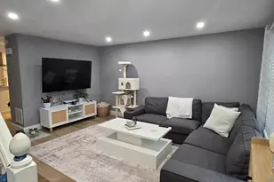 6 Corey Colonial, Agawam, MA 01001 - Photo 2