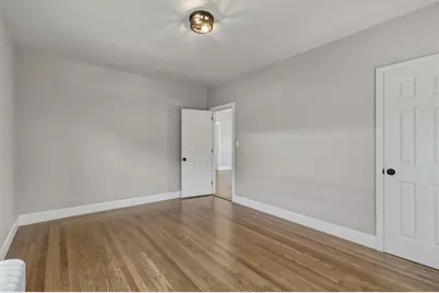 61 W Glen St, Holyoke, MA 01040 - Photo 30