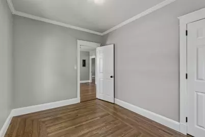 61 W Glen St, Holyoke, MA 01040 - Photo 22
