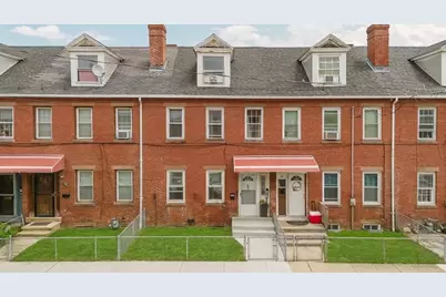 14 Center St, Holyoke, MA 01040 - Photo 1