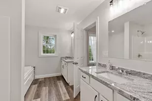 72 Cottage Ln, Templeton, MA 01468 - Photo 4