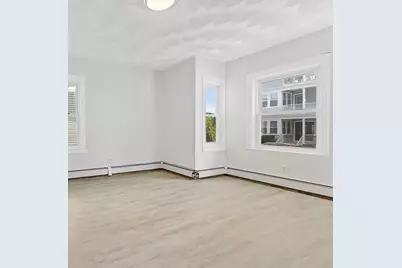 77 Weetamoe St #1, Fall River, MA 02720 - Photo 2