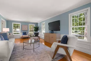 112 Wood End Ln, Medfield, MA 02052 - Photo 4
