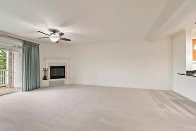 1313 Emerald Ct #1313, Tewksbury, MA 01876 - Photo 6