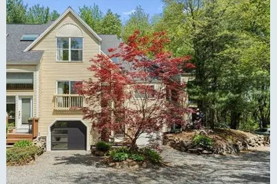 8 Deer Path #8, Hudson, MA 01749 - Photo 2