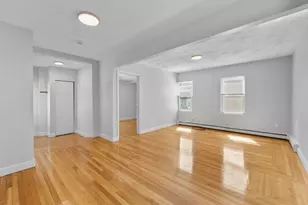 21 Medford St, Malden, MA 02148 - Photo 12