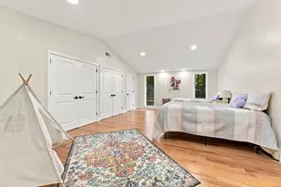 20 Longfellow Rd, Holyoke, MA 01040 - Photo 18