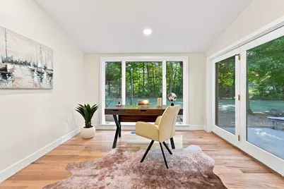 20 Longfellow Rd, Holyoke, MA 01040 - Photo 30