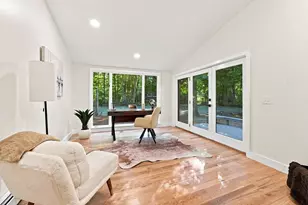 20 Longfellow Rd, Holyoke, MA 01040 - Photo 32