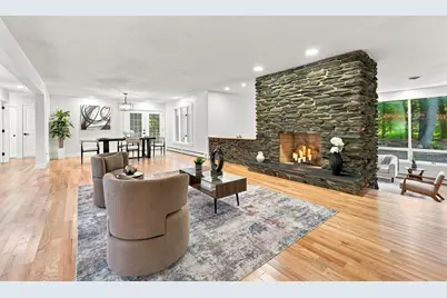 20 Longfellow Rd, Holyoke, MA 01040 - Photo 4