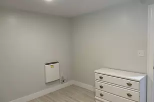 202 Shores St, Taunton, MA 02780 - Photo 2