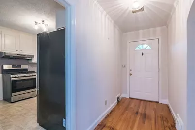 97 Overlook Dr, Springfield, MA 01118 - Photo 10