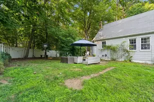 70 Mirror Lake Ave, Norfolk, MA 02056 - Photo 4