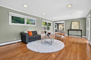 32 Bobolink Rd, Wellesley, MA 02481 - Photo 16