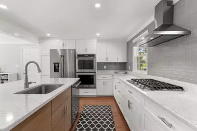 13 Conrad Cir, Wenham, MA 01984 - Photo 8