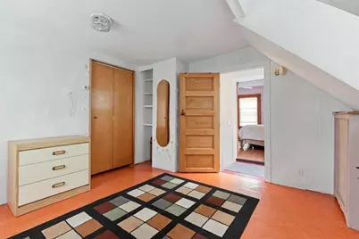 48 Valley St, Wakefield, MA 01880 - Photo 18