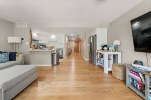 376 Commercial St, Boston, MA 02109 - Photo 2