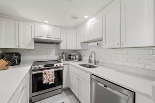 376 Commercial St, Boston, MA 02109 - Photo 8