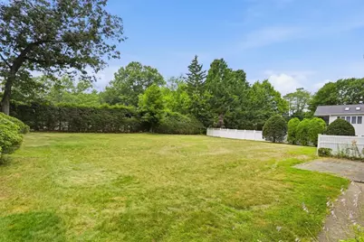 774 Shaker Rd, Longmeadow, MA 01106 - Photo 18