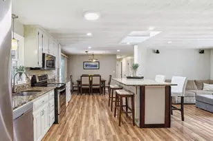 8 Sloane Dr, Framingham, MA 01701 - Photo 8