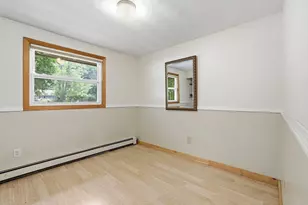 8 Sloane Dr, Framingham, MA 01701 - Photo 16