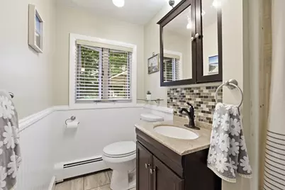 8 Sloane Dr, Framingham, MA 01701 - Photo 10
