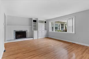 801 Washington St, Pembroke, MA 02359 - Photo 6