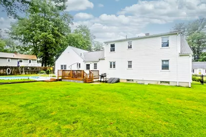 164 Barbara St, Westfield, MA 01085 - Photo 2