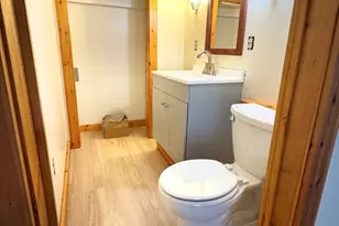 55 Northampton St, Easthampton, MA 01027 - Photo 32