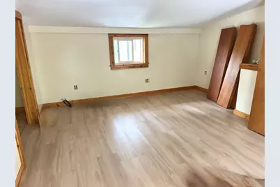 55 Northampton St, Easthampton, MA 01027 - Photo 24