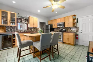 23 Chestnut St, Chelsea, MA 02150 - Photo 8