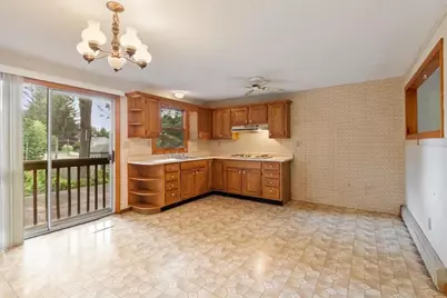 16 Hobson St, Leominster, MA 01453 - Photo 18