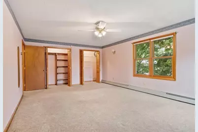 16 Hobson St, Leominster, MA 01453 - Photo 24