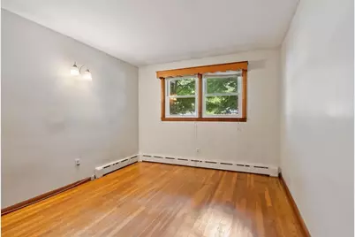 16 Hobson St, Leominster, MA 01453 - Photo 14