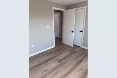1099 River St #3, Boston, MA 02136 - Photo 10