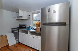 6 Spring St, Amesbury, MA 01913 - Photo 14