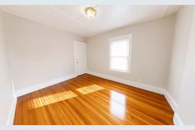 109 Capen St, Boston, MA 02124 - Photo 10