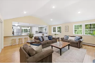 92 Lovering Street, Medway, MA 02053 - Photo 12