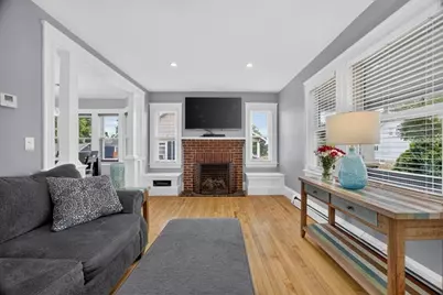 21 Willow St, Brockton, MA 02301 - Photo 8
