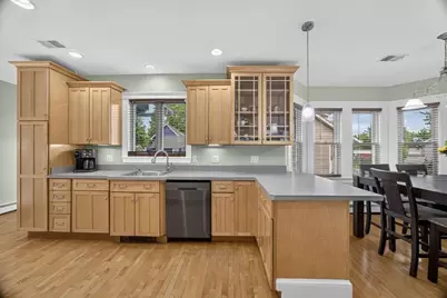21 Willow St, Brockton, MA 02301 - Photo 1
